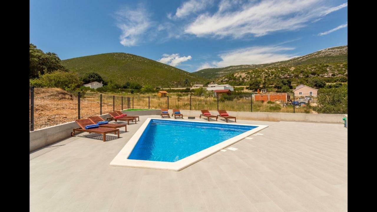 Villa Mila Kastela Kaštel Novi 外观 照片