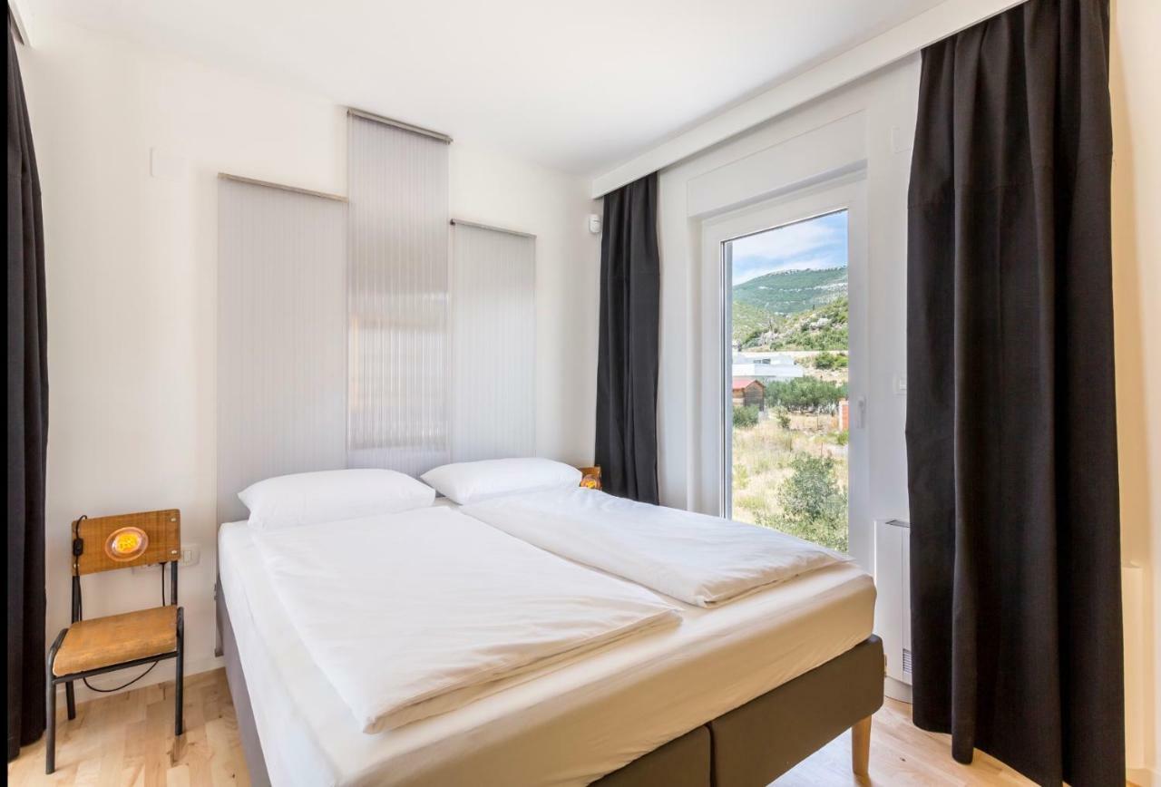 Villa Mila Kastela Kaštel Novi 外观 照片